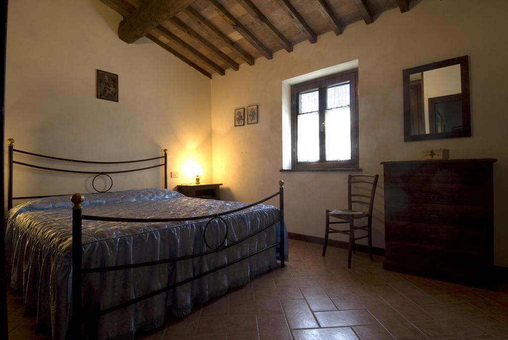 Casa Il Ponte Apartment Chianni Room photo