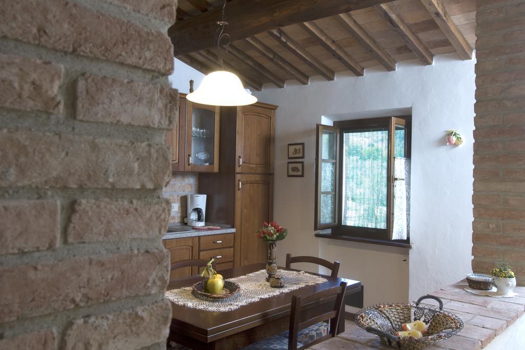 Casa Il Ponte Apartment Chianni Room photo